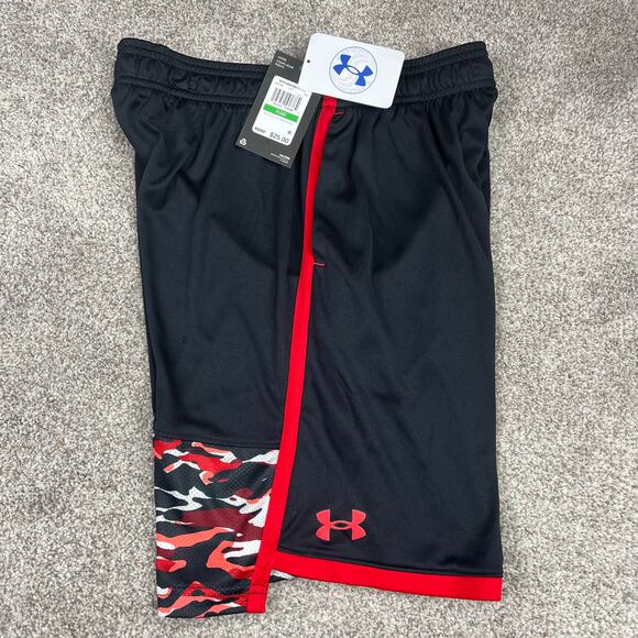 New- Adorable Boys Under Armour Shirt and Shorts Youth Large - Picture 9 of 12